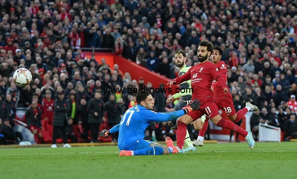 هل رفض محمد صلاح استبداله قبل هدفه في مرمى مانشستر سيتي؟.. رقمه ظهر على لوحة التغييرات