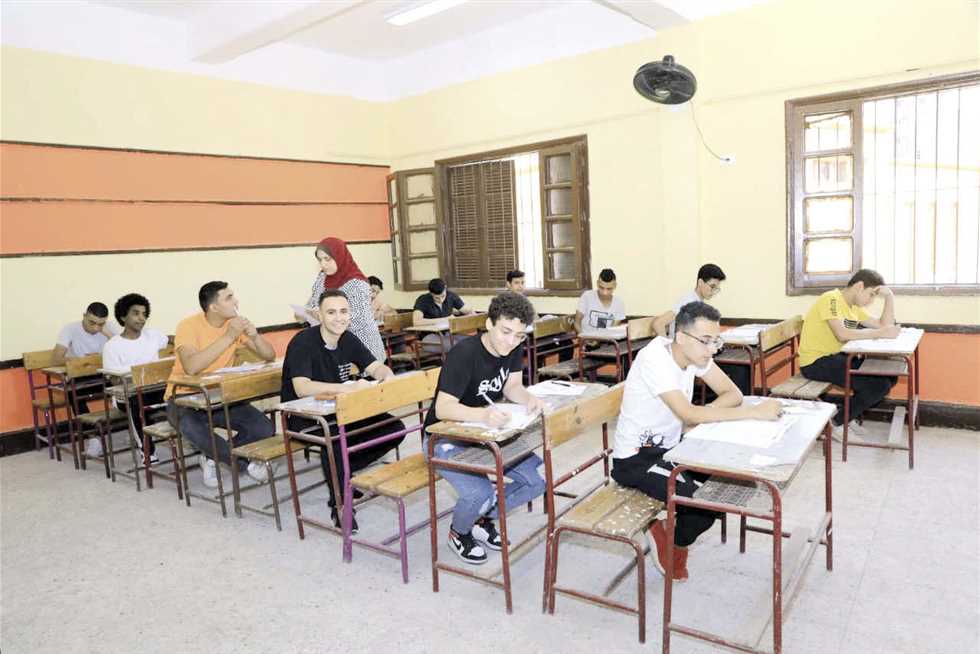 من الوزارة.. تنسيق مدارس الثانوية العامة أدبي وعلمي للعام الدراسي 2023-2024 جميع المحافظات