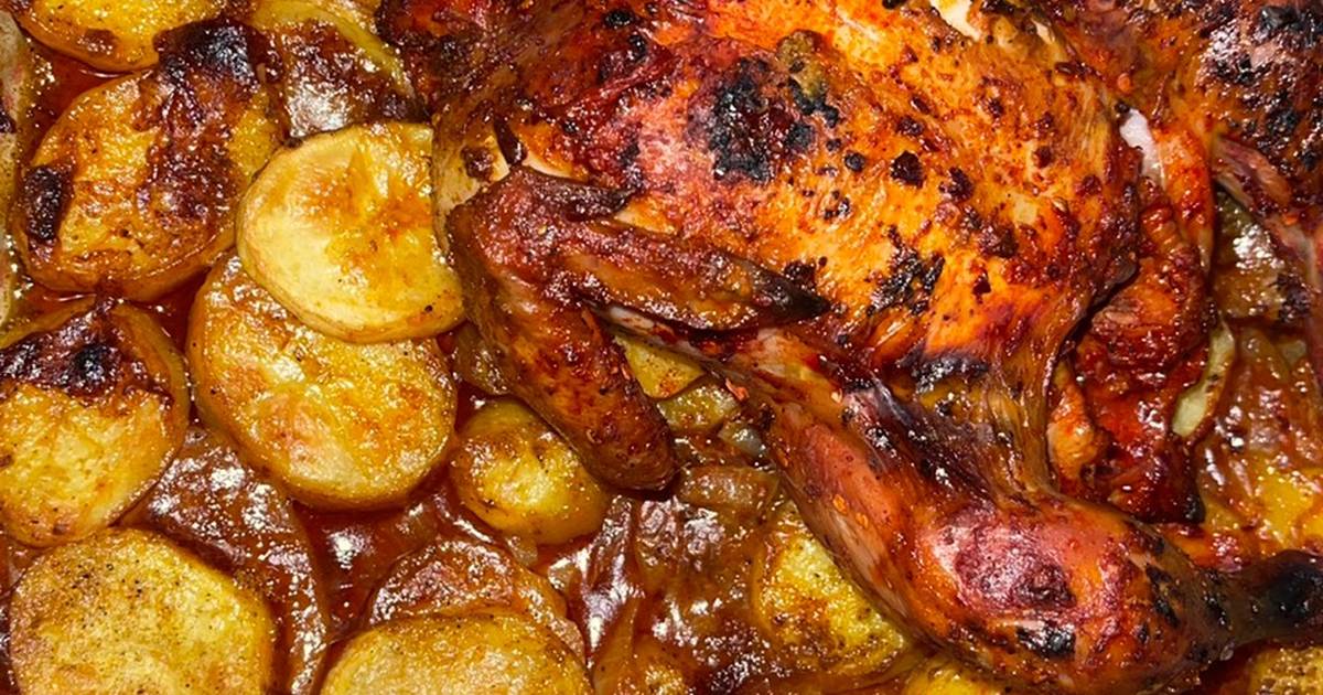 كيفية عمل صينية دجاج بالفرن في المنزل بمذاق لا يقاوم