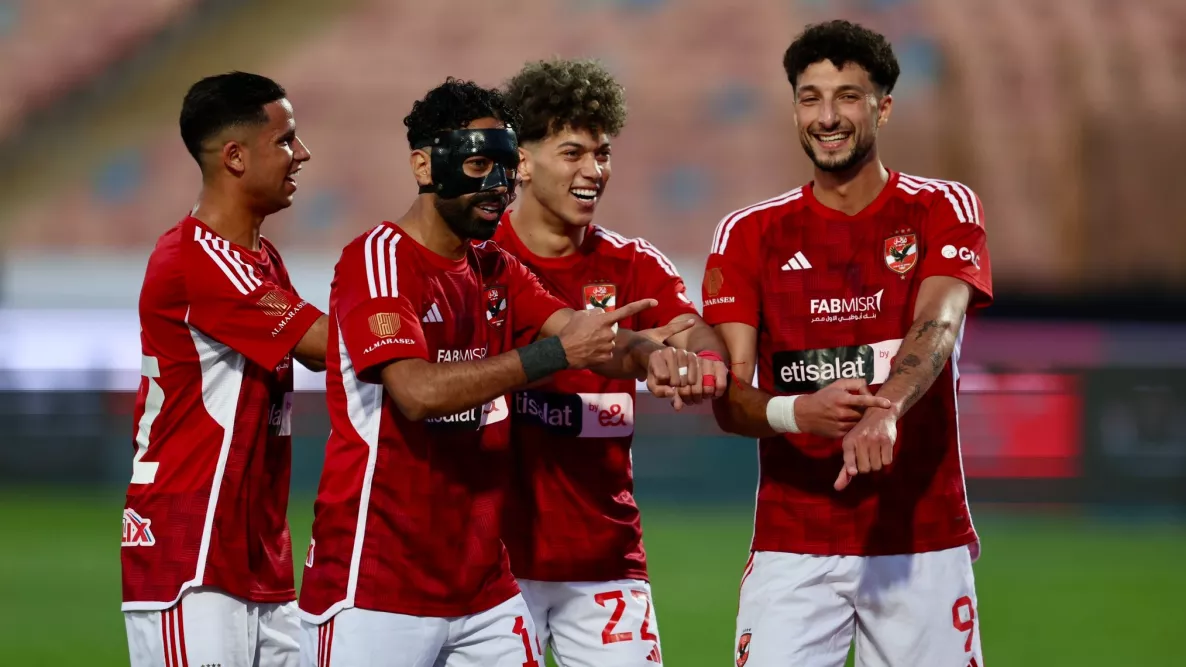 “الاحمر علي القمة” موعد مباراة الاهلي القادمة والقنوات الناقلة أمام سيراميكا كيلوباترا في الدورى الممتاز علي النايل سات بجودة عالية