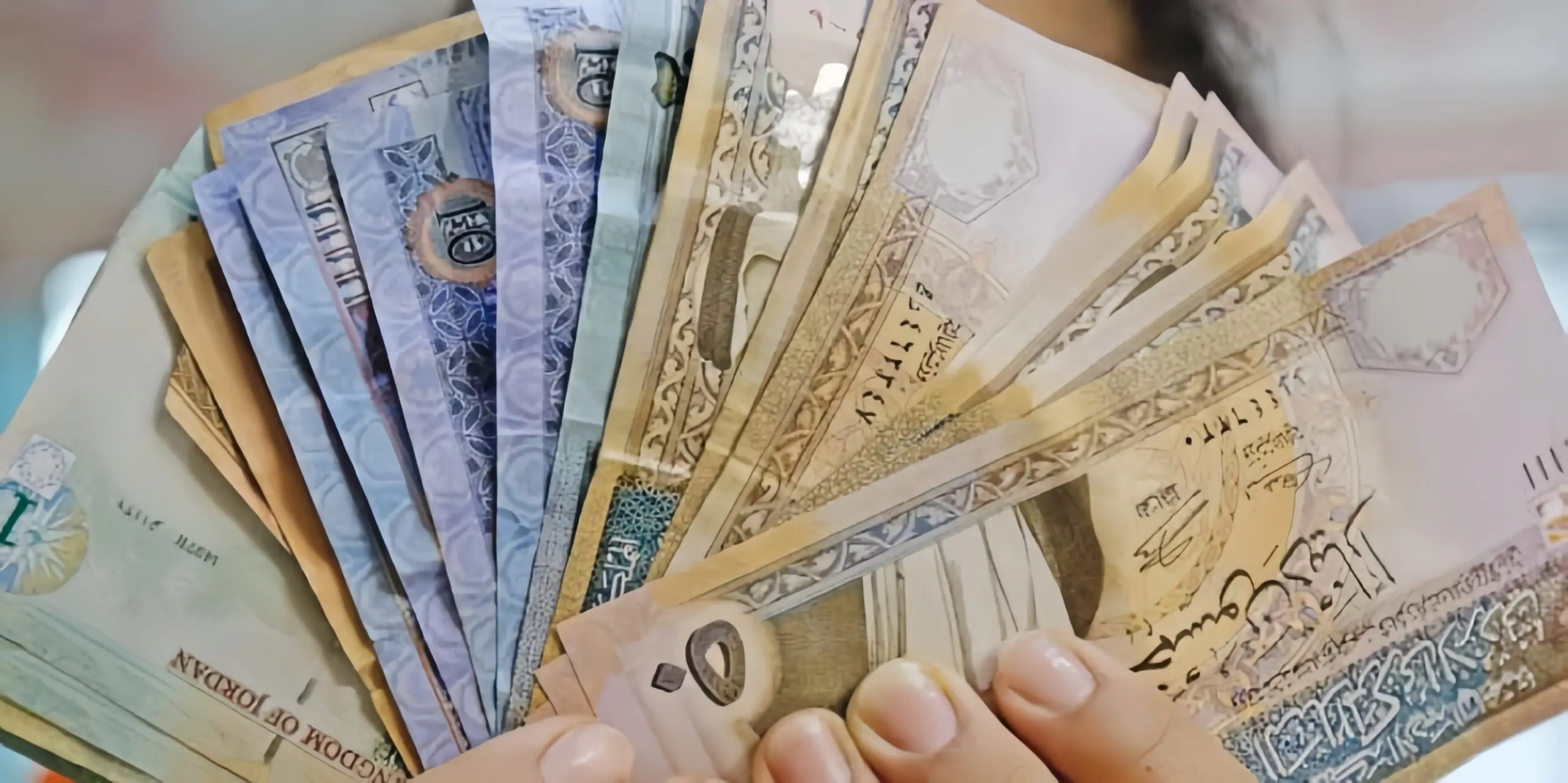 “تم تغيير الزياده” .. تفاصيل زيادة الحد الأدنى للاجور في الأردن 2024 وموعد صرفها