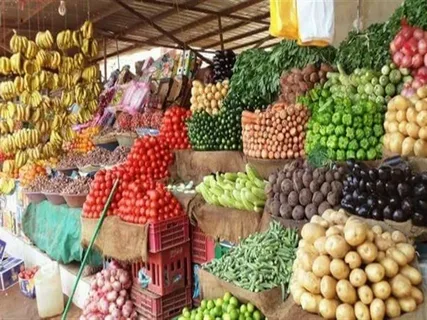 “البطاطس ب3 جنيه” أسعار الخضار والفاكهة اليوم الأثنين 12/8/2024في سوق العبور