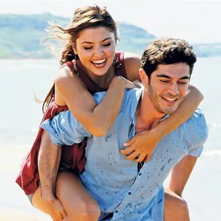 تردد قناة مكس وان الجديد 2024 على نايل سات وعرب سات الناقلة لمسلسل الحب لا يفهم من الكلام بجودة عالية