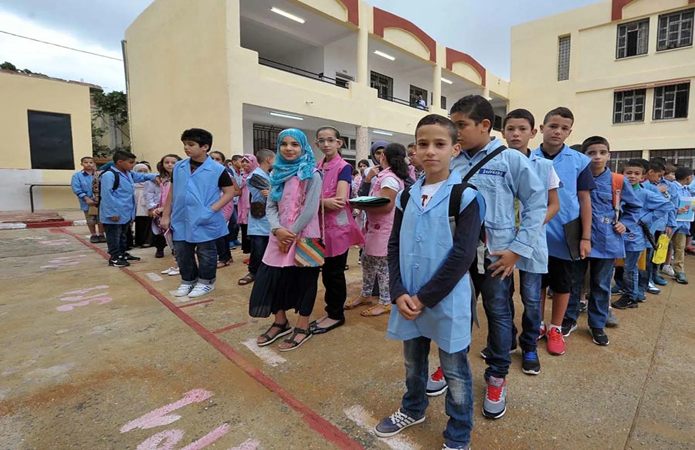 موعد الدخول المدرسي بالجزائر.. وما هى قائمة العطلات الرسمية لعام 2025 في الجزائر