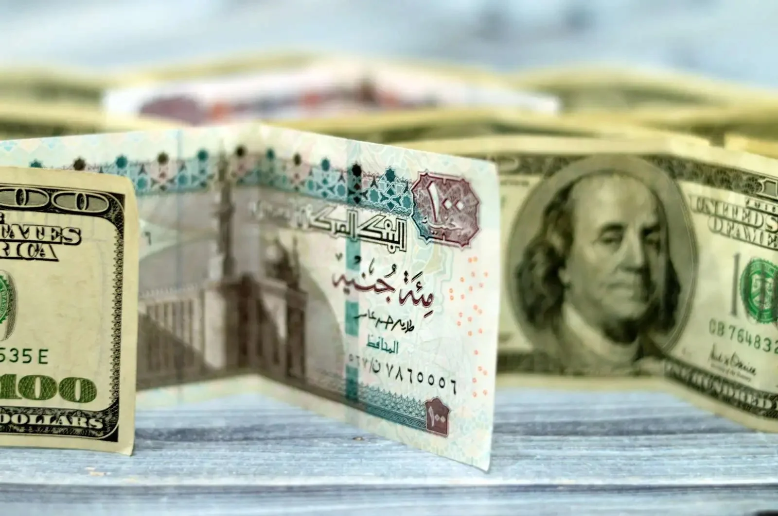 سعر الدولار مقابل الجنيه المصري اليوم الخميس 5-9-2024 في السقو السوداء والبنوك المصرية
