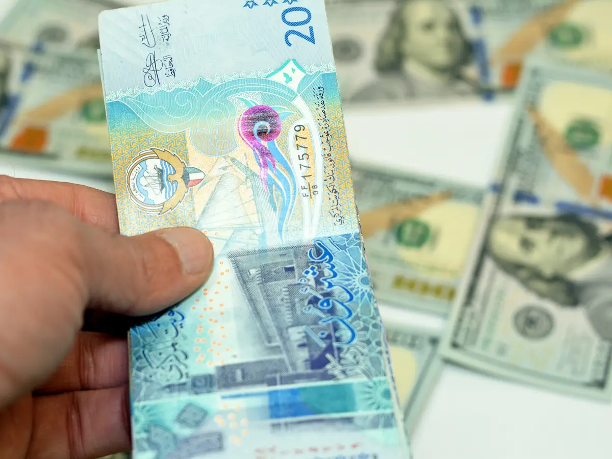 بكـم 100 دينار كويتي كم جنيه مصري اليوم الاربعاء الموافق 4 سبتمبر 2024 وفي البنوك المصرية