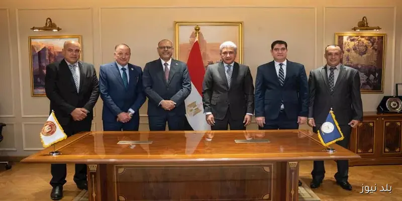 تعاون مثمر: بروتوكول ضوابط ترخيص وحدات الإقامة الفندقية بين “السياحة” و”العمل”