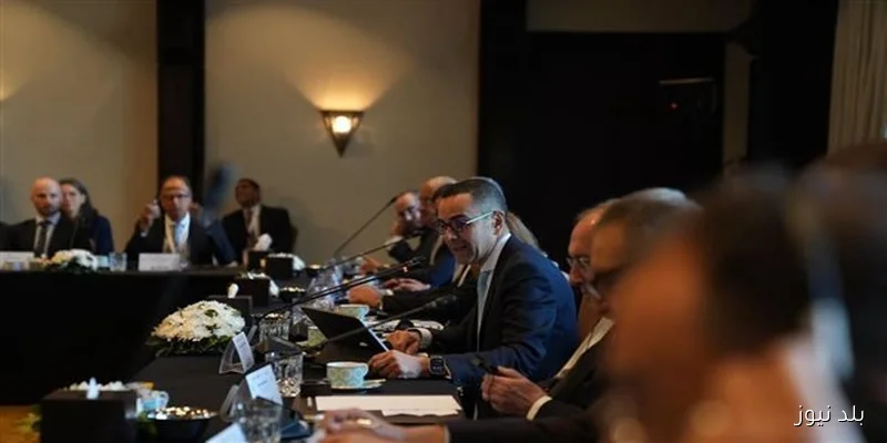 ملك إسبانيا يترأس لقاء خاصاً مع رجال الأعمال بحضور وزير الاستثمار لتعزيز دور القطاع الخاص